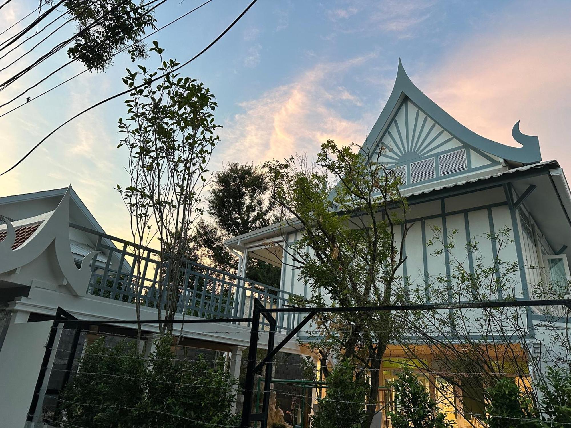 Hotel Baan Debtida Bangkok Exteriér fotografie