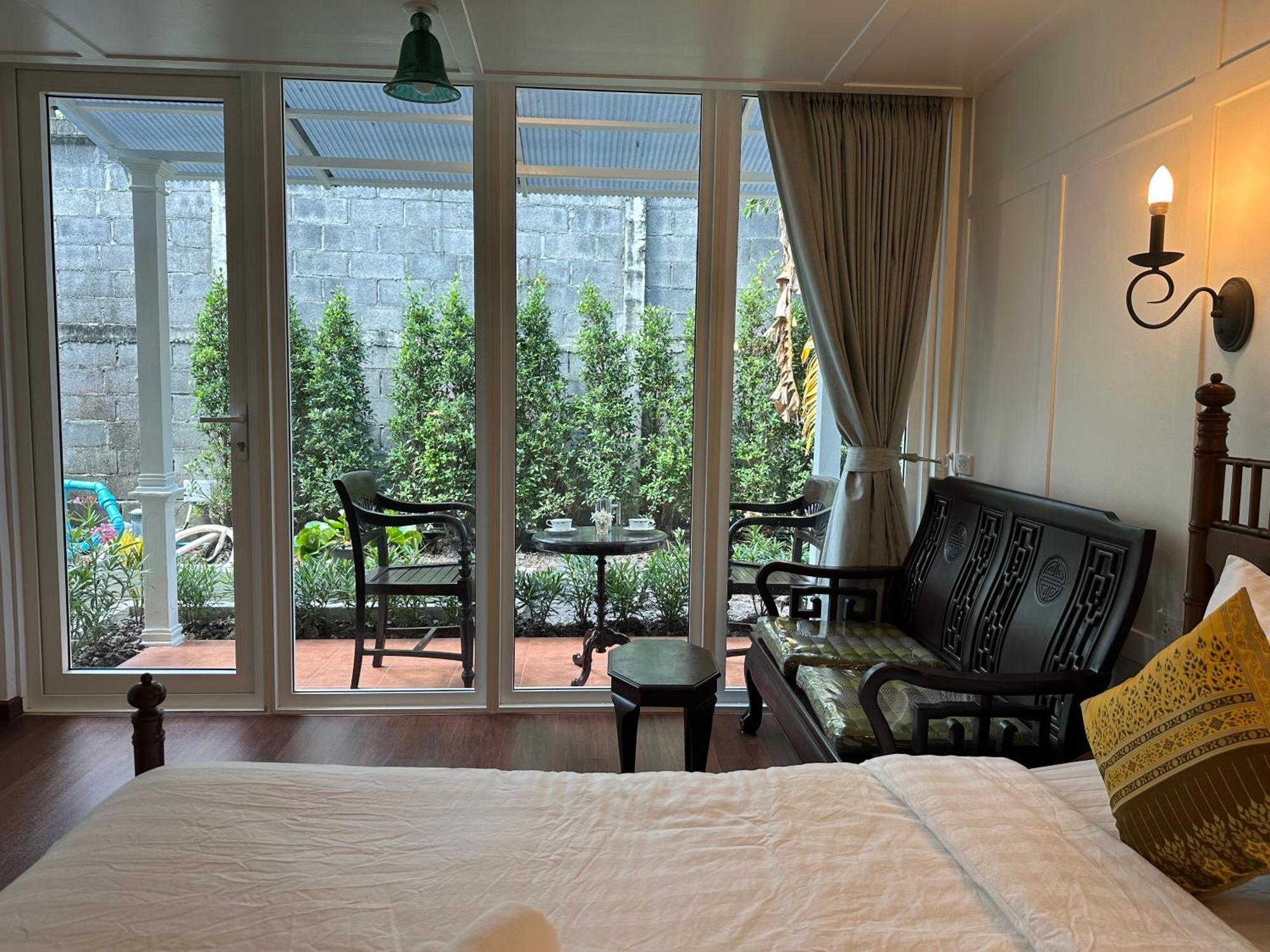 Hotel Baan Debtida Bangkok Exteriér fotografie